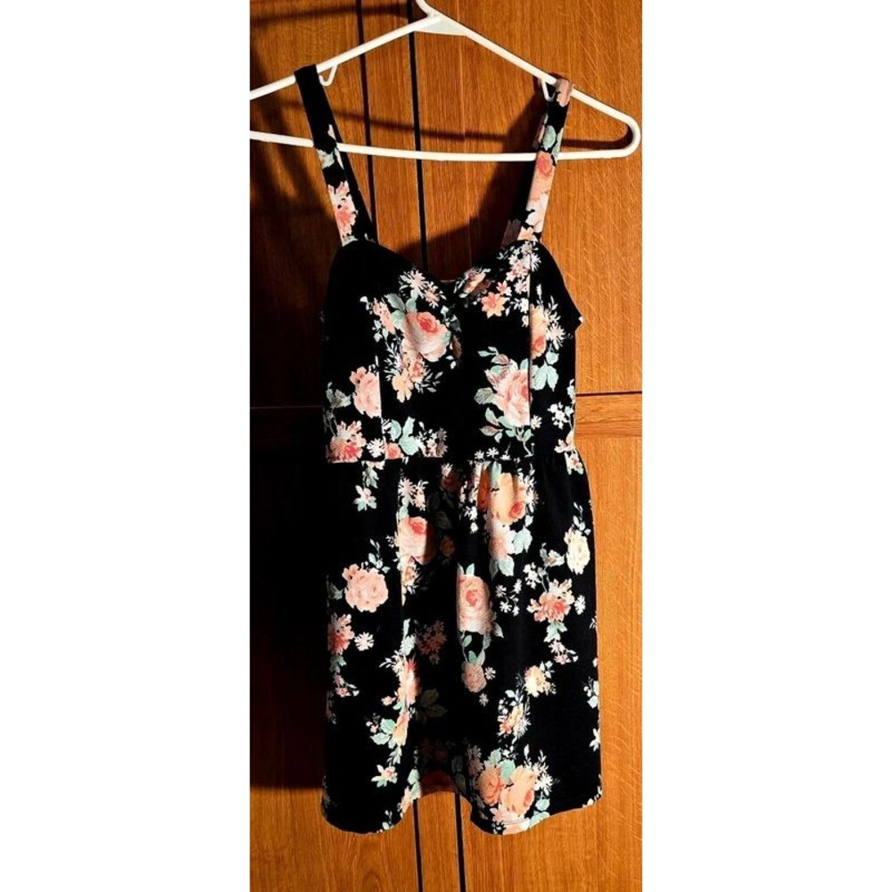 Vid 58. Pink Rose Floral Fit & Flare Sundress